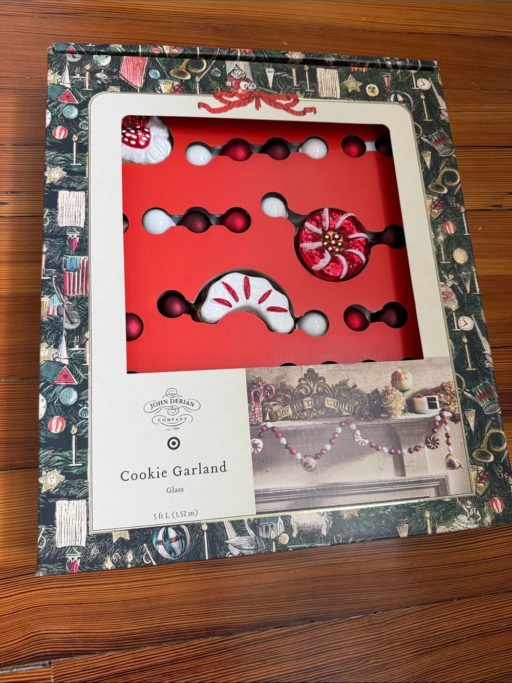 John Derian Red & White Cookie Garland - Glass Holiday Decoration